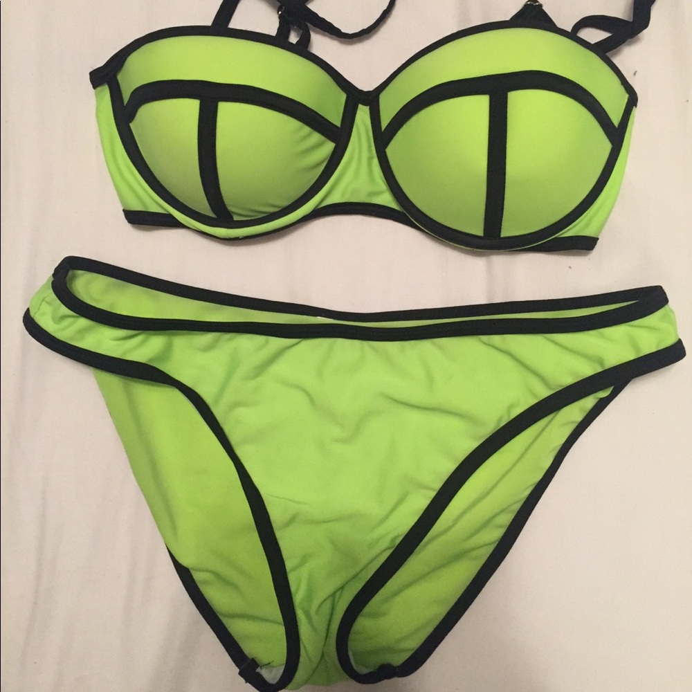 Green Bikini